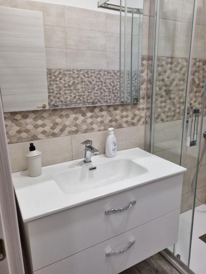 Van Gogh Apartments Помпеї Екстер'єр фото