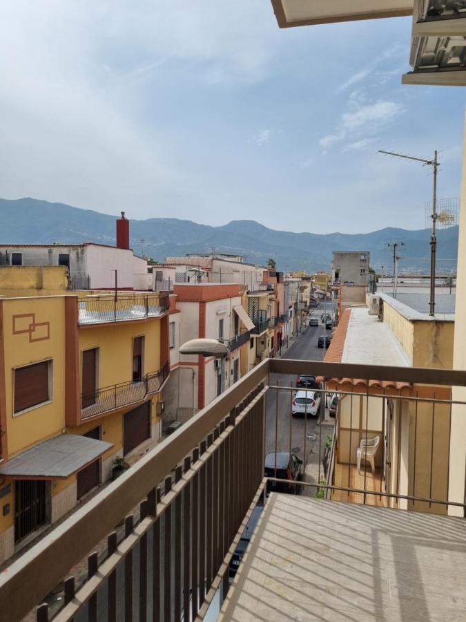 Van Gogh Apartments Помпеї Екстер'єр фото