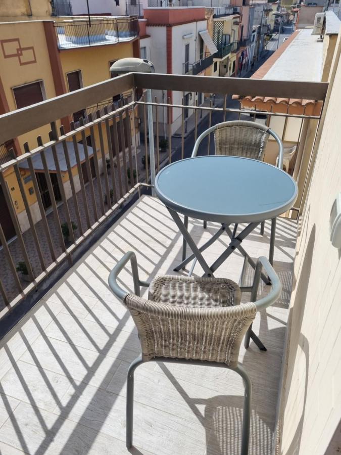 Van Gogh Apartments Помпеї Екстер'єр фото